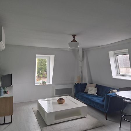 La Mansarde, Appartement Climatise En Centre Ville 勒米尔蒙 外观 照片
