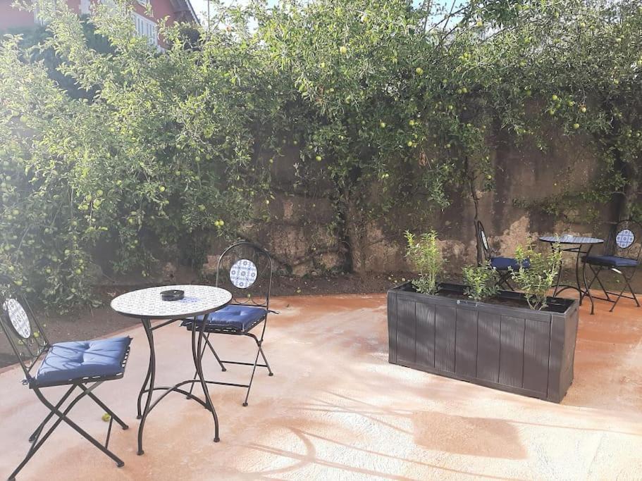 La Mansarde, Appartement Climatise En Centre Ville 勒米尔蒙 外观 照片
